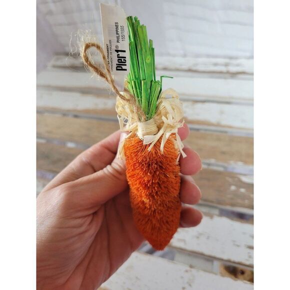Pier 1 sisal carrot Easter ornaments hanging home decor mini new - Picture 4 of 4